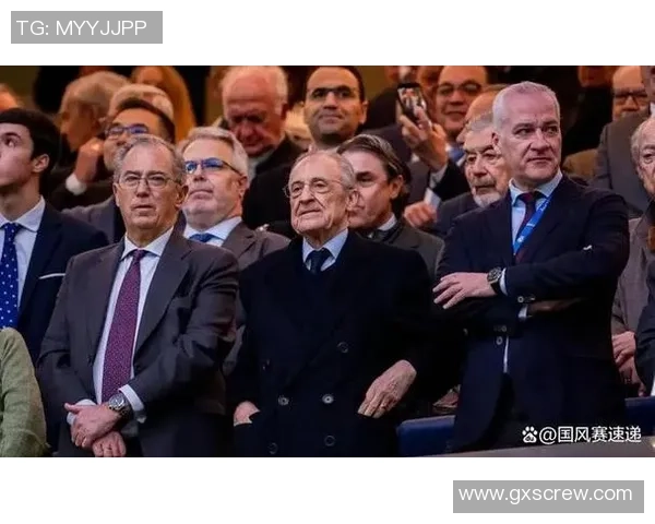 西甲焦点战切尔西与皇马鏖战至平局争议判罚引发全场热议